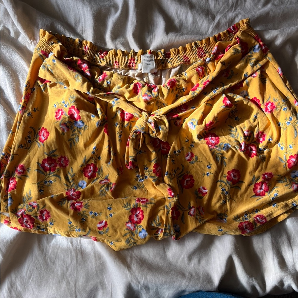 Plus size Soft stretchy shorts